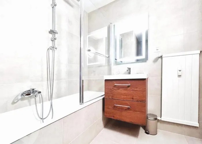 Apartment Brin De Mousse I 49 M I Balcony I Peace And Greenery